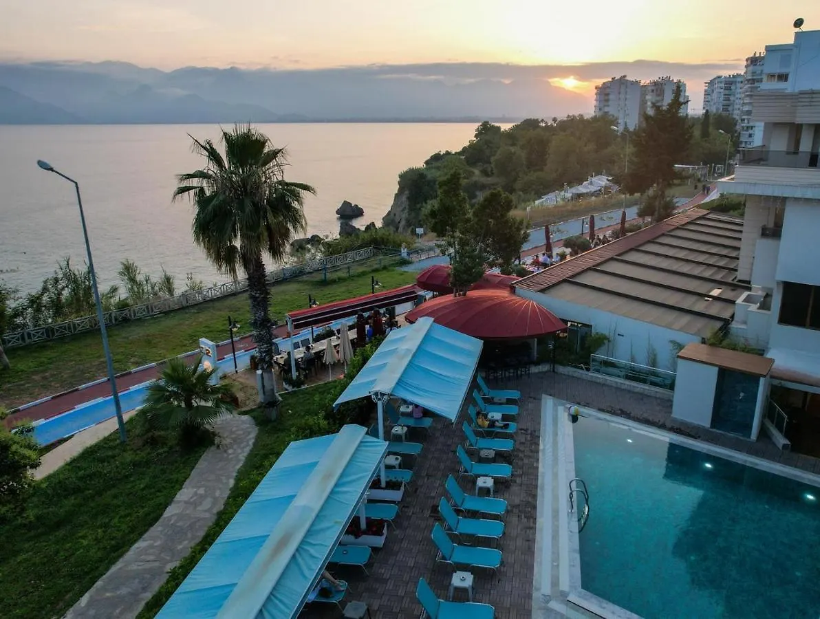 Tema 242 Hotel Antalya 2*,